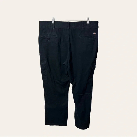0360W. MEN’S DICKIES‎ WORKWEAR CARGO FLEXIBLE AND DURABLE PANTS SIZE 38X32 - Picture 7 of 10